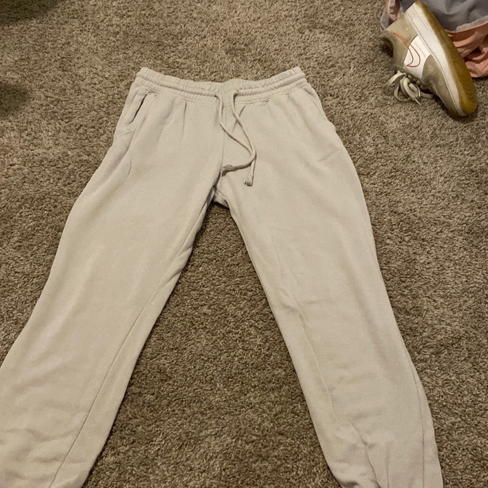cream colored sweatpants